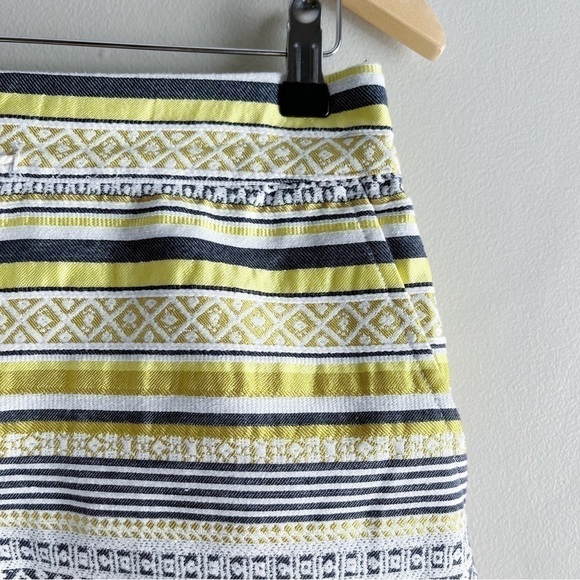 Ann Taylor LOFT The Riviera Short in Yellow White Jacquard Stripes, Size‎ 0 - Picture 9 of 13